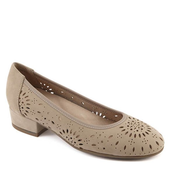 David Tate Shoes - David Tate NEW Proud Perf Nubuck Leather Comfort Pumps Women's 10N Shoes SlipOn